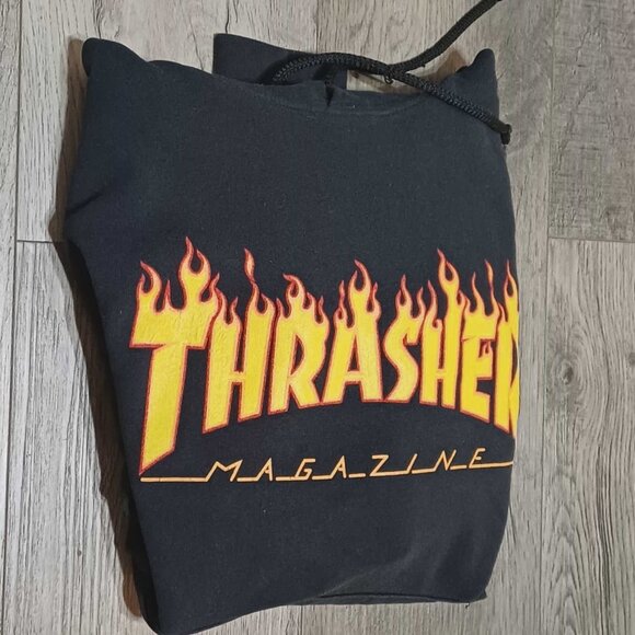 San Francisco Graphic Print Thrasher Magazine Small Hoodie with Drawstrings - Picture 5 of 5